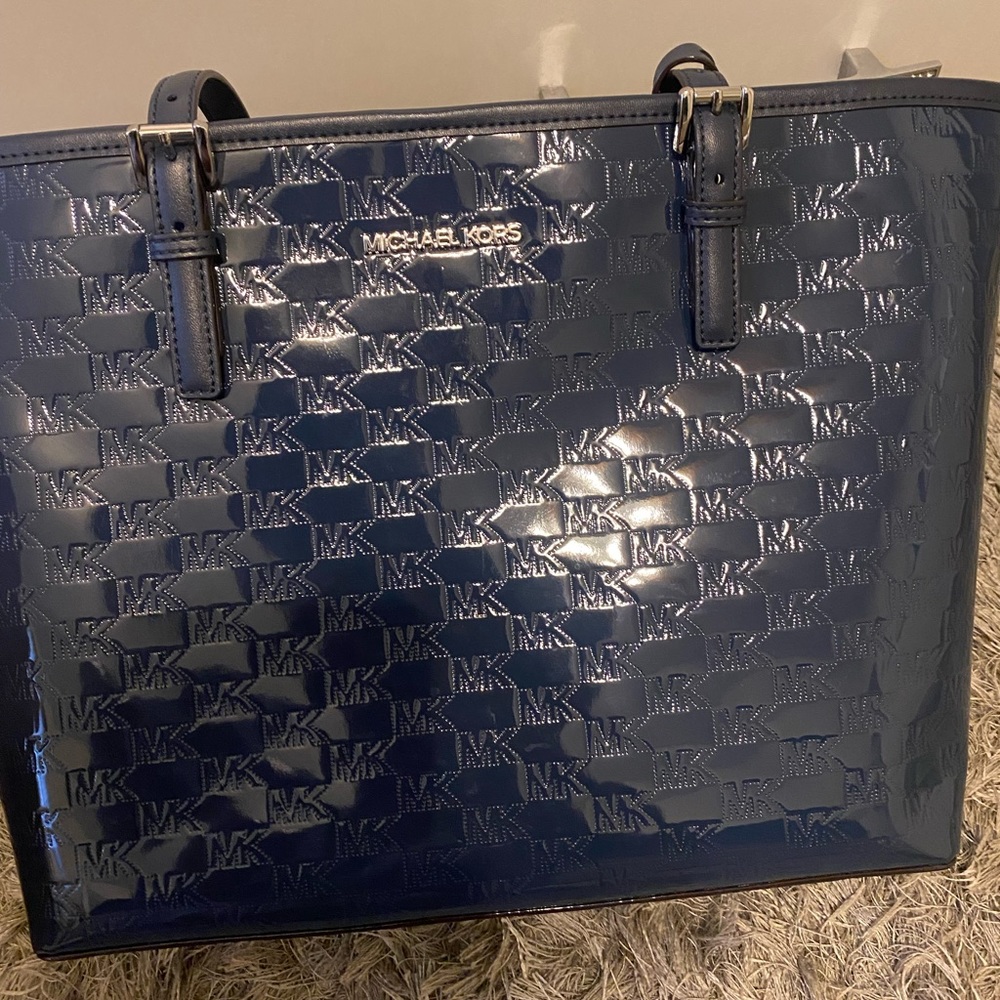 Women Michael Kors Pursue